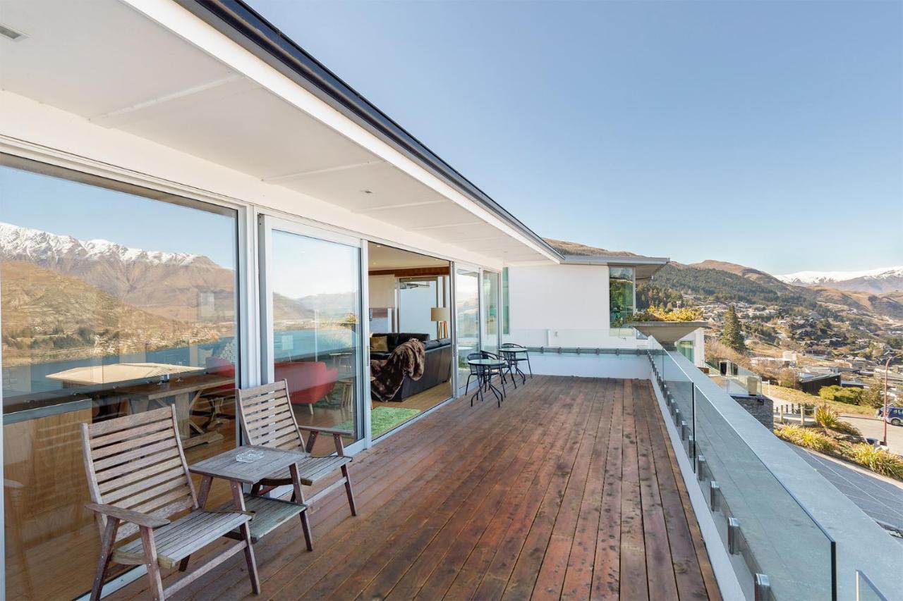 Luxe Home On The Hill Queenstown Exterior photo